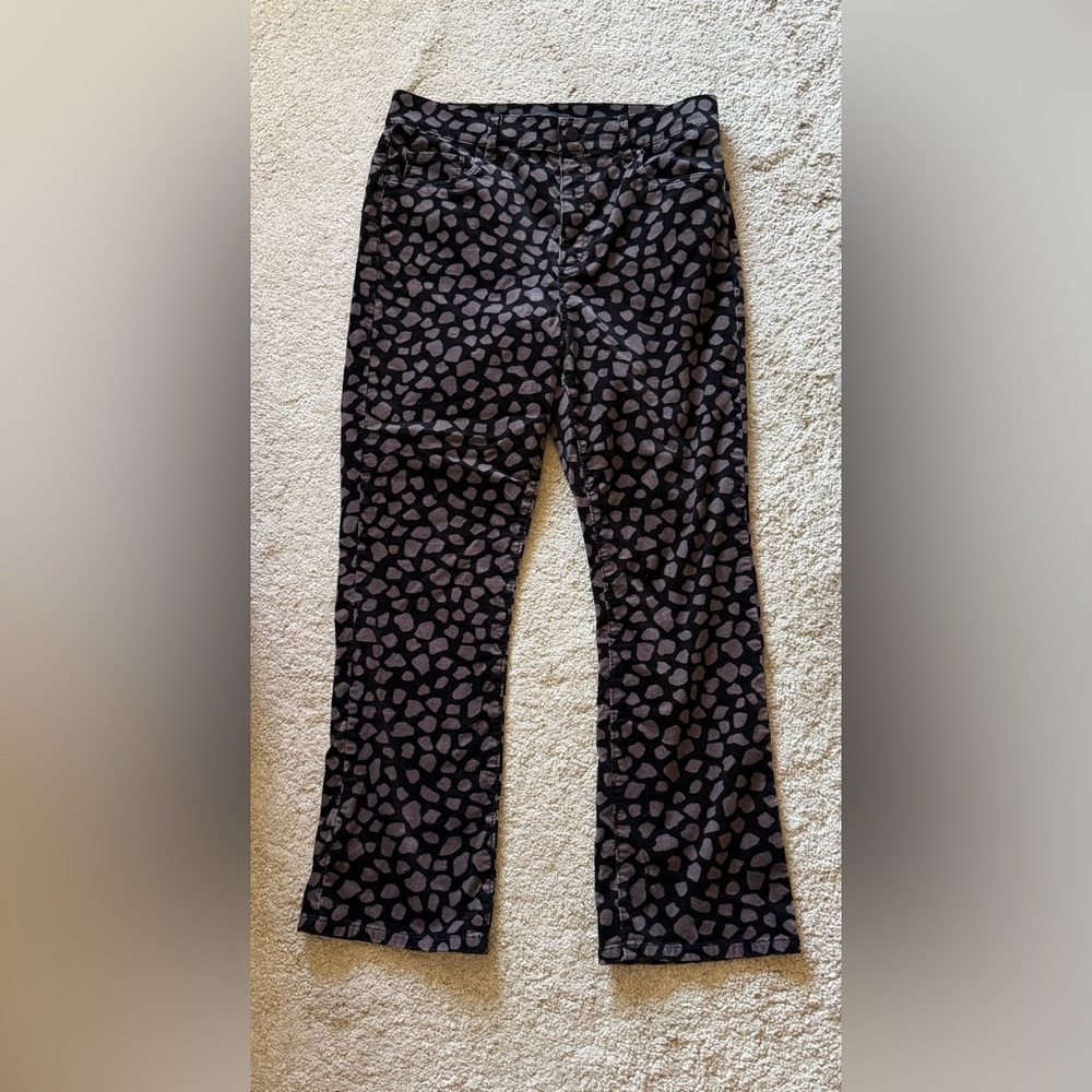 Ann Taylor Velvet The Kick Crop womens size 8